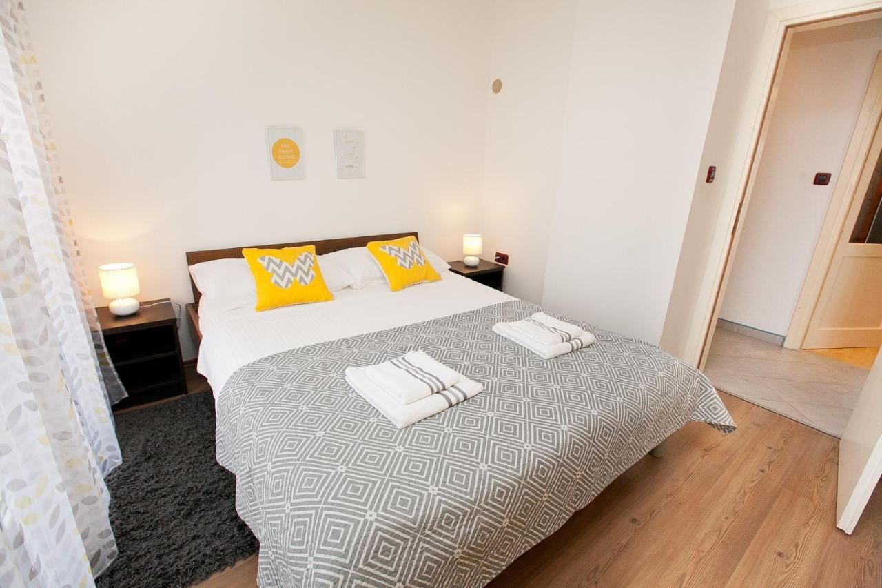 Sunny & Relaxing Apartment ザダル エクステリア 写真